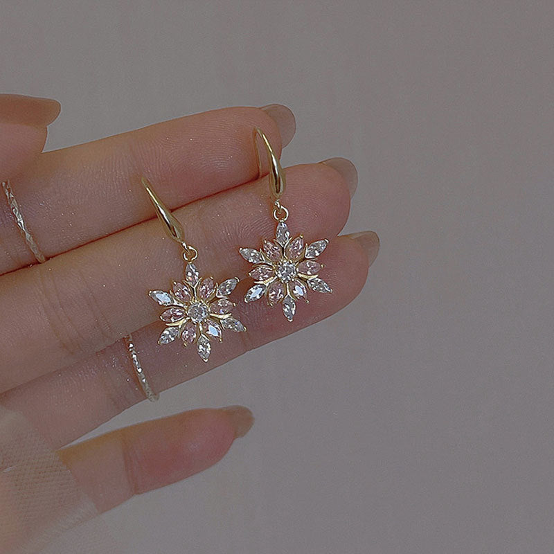 Autumn Winter Cute Jewelry Snowflake Earrings Zircon Shining Diamond