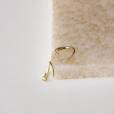 Creative Geometric C- Type Design Micro Inlaid Zircon Ear Hook