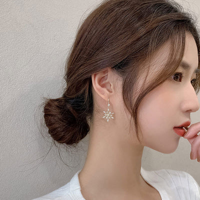 Autumn Winter Cute Jewelry Snowflake Earrings Zircon Shining Diamond